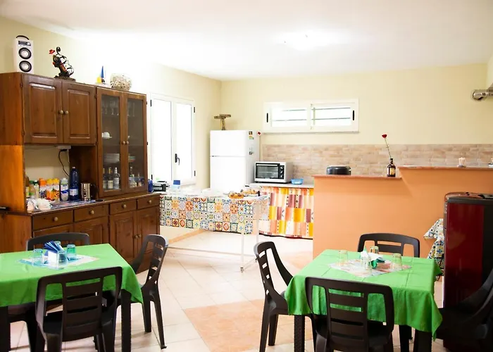 Tropeacharmet Parking Free Guest house