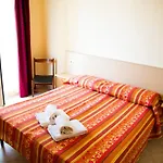 Gasthof Tropeacharmet Parking Free Tropea