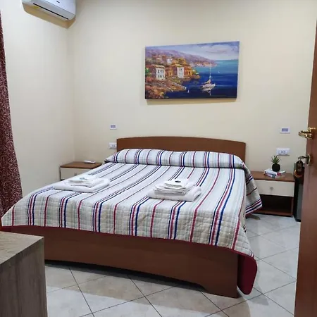 Konukevi Tropeacharmet Parking Free Tropea